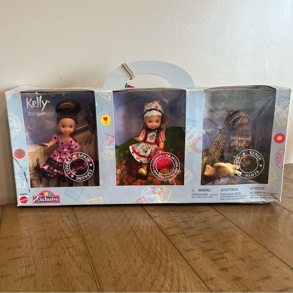 Mattel 2002 Friends of the World Kelly Doll Set Worn Box vintage - Picture 1 of 11